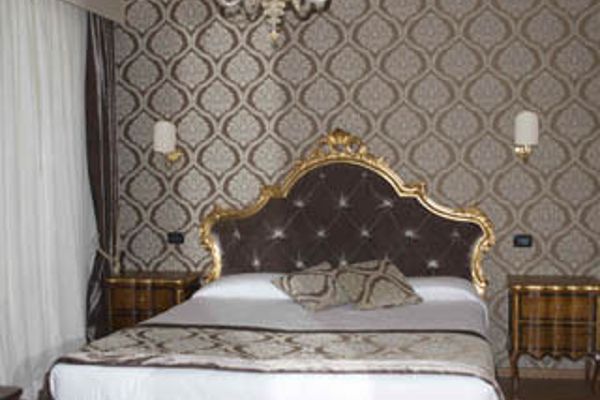 Hotel Tre Archi (Venedig)